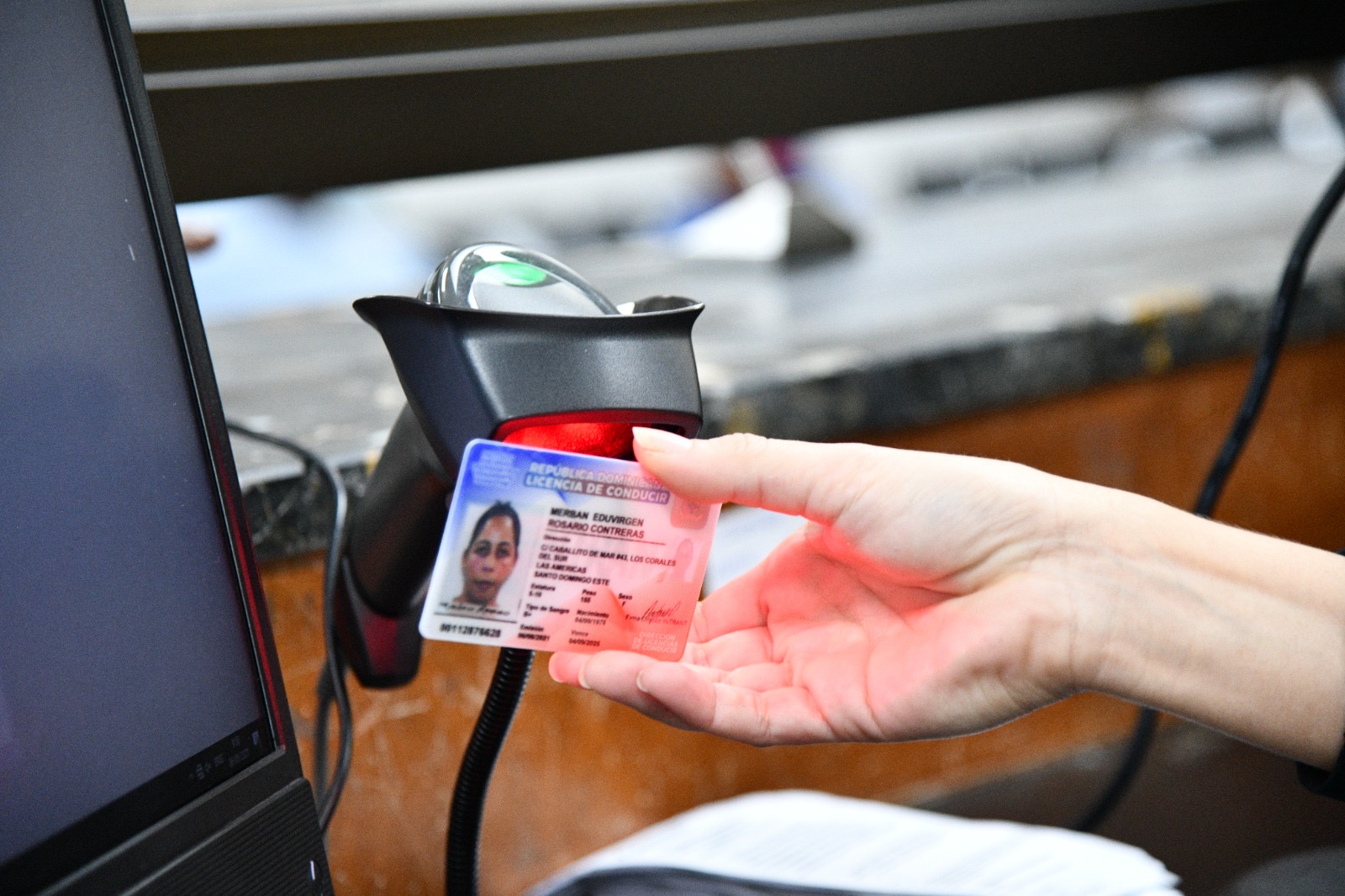 INTRANT aclara que el Estado dominicano no realizará inversión directa en la nueva licitación de licencias de conducir, y destaca beneficios como licencias digitales, mayor seguridad y evaluación por puntos.