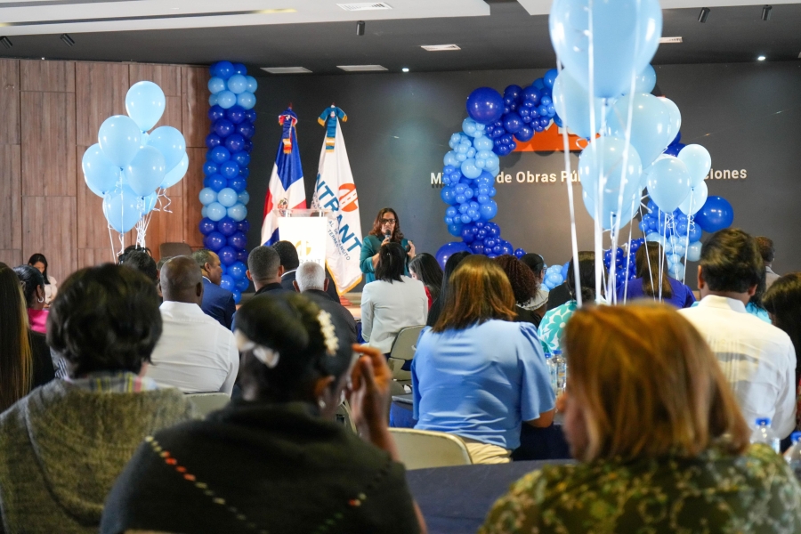 INTRANT celebra su primera conferencia sobre autismo y trato digno, promoviendo la inclusión, la sensibilización institucional y el respeto a las personas con discapacidad.