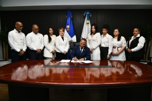 INTRANT firma Carta Compromiso para implementar modelo de integridad y anticorrupción