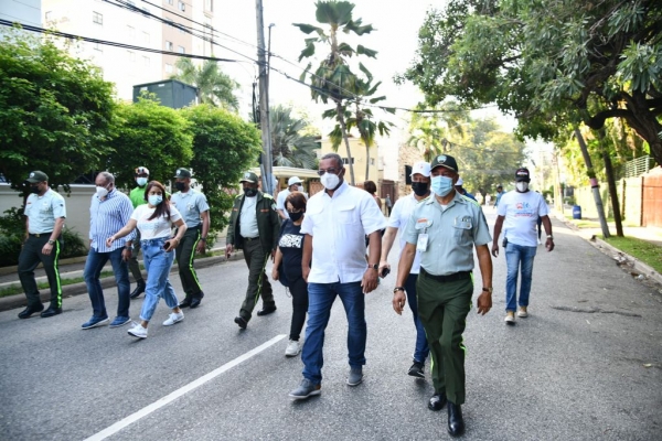 INTRANT y DIGESETT realizan recorrido por avenidas peatonalizadas en el Distrito Nacional