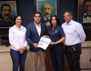 INTRANT entrega Plan Movilidad Urbana a La Vega