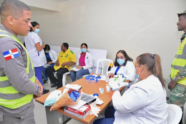 INTRANT realiza pruebas de dopaje a conductores de OMSA
