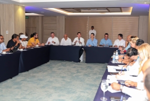 Director de Intrant socializa con turoperadores acciones del Gobierno para mejoras del servicio