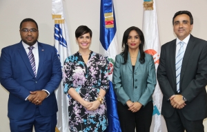 Juan Reyes, Yolanda Martínez, Claudia Franchesca de Los Santos y Víctor Mateo