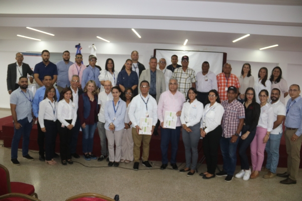 Intrant presenta en Santiago Manual para el Diseño y Construcción de Ciclo-infraestructura de la República Dominicana