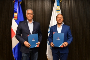 INTRANT y RNTT acuerdan regular el transporte de carga en el país