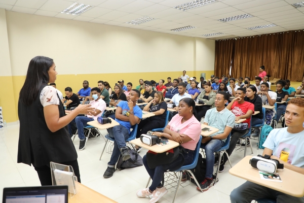 Intrant capacita sobre Conducción y Sobriedad para reducción accidentes de tránsito