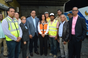 Directora del INTRANT encabeza Inspección Técnica Vehícular Visual en terminal interurbana de autobuses SICHOEM.