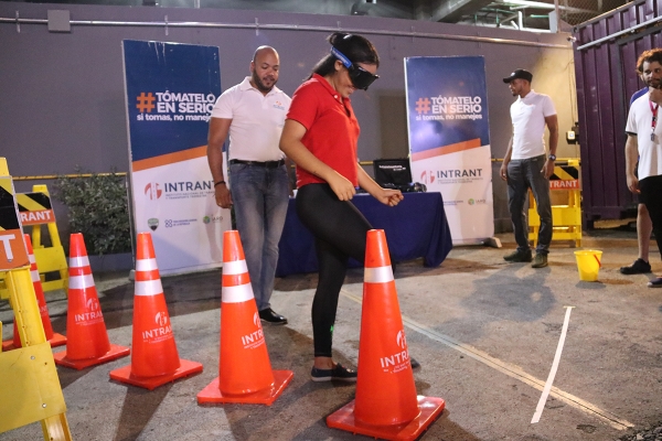 INTRANT y DIGESETT orientan a ciudadanos en campaña Tómatelo En Serio